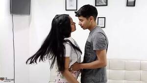 Hit Girl Porn Fuck - Hot girl requests the service of an affectionate young man to get her tight  pussy fucked - Porn in Spanish watch online