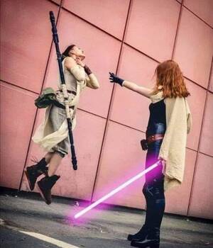 Natalie Portman Bondage Porn - Angry smug complaining STCer accidentally posts a rather quality Rey-Mara  lesbian BDSM picture: : r/saltierthankrayt