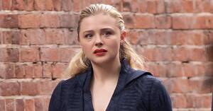 Chloe Moretz Facial Porn - Chloe Grace Moretz Reveals Battle With Body Dysmorphia After 'Family Guy'  Meme