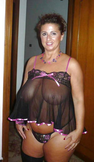 bbw mature granny dressing - Free galleries granny whore fuck and show their big tits sucking big cocks  enjoy porn Mature Milf BBW Pic Gallery