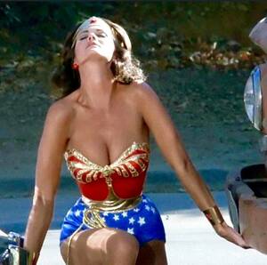 Lynda Carter Wonder Woman Porn - Wonder Woman | Wonder woman pictures, Wonder woman movie, Wonder woman