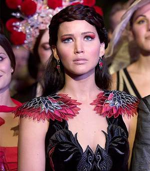 Hunger Games Catching Fire Porn - Catching Fire Hunger Games Fashion Looks