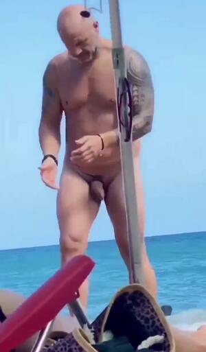 beach spy big dick - Bald Daddy Nude Beach - ThisVid.com