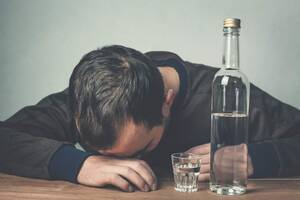 drunk abuse - 5 Of The Most Serious Alcohol-Linked Diseases - Alcohol Rehab Guide