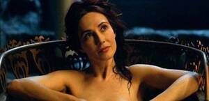 Game Of Thrones Softcore Porn - HBO Is No Longer Showing Adult Programming, But Game Of Thrones Nudity Is  Still Fine | Cinemablend