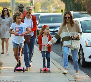 Jessica Alba Porn Captions - Jessica Alba and her mother-in-law Sue take Honor and Haven out on their  scooters | Daily Mail Online