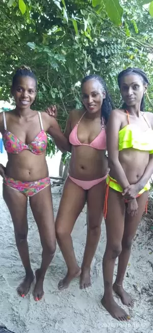 naked black people on the beach - Four Naughty Girls Caught Naked at the Beach | Kenya Adult Blog