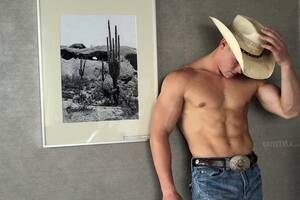 Cowboy Jeans Gay Porn - Gay Cowboy Colt McClaire â€“ Men for Men Blog