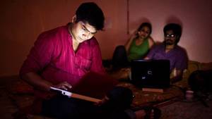 Moms Fucking Young Boys - 