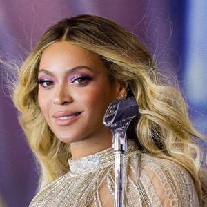 Beyonce Knowles Porn Anal - Beyonce Knowles - Beauty Photos, Trends & News | Allure