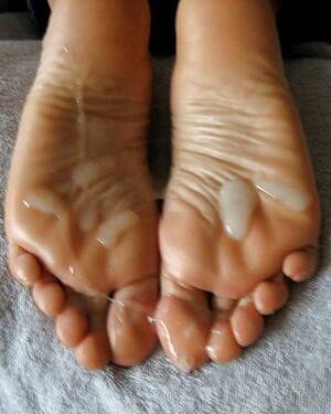 cum covered toes - Cum covered feet Porn Pictures, XXX Photos, Sex Images #183922 - PICTOA