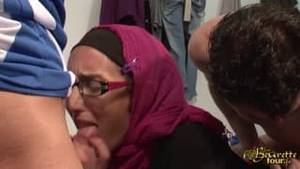 Arab Porn In Ornaments - Double penetration for a greedy Arab