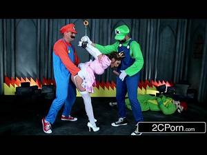 Fucking Super Mario Porn - Jerk That Joy Stick: Super Mario Bros Get Busy With Princess Brooklyn Chase  - XNXX.COM