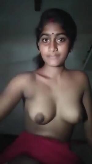 indian teen housewife - Sexy Indian Teen Housewife Revealing Her Nude Body Parts