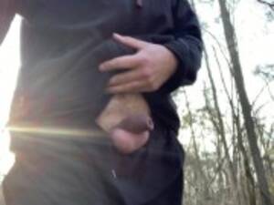 Drau%c3%9fen - Auf Ã–ffentlicher Parkbank Wichsen und kommen - Mobile Porn & xxx videos -  18Dreams.Net