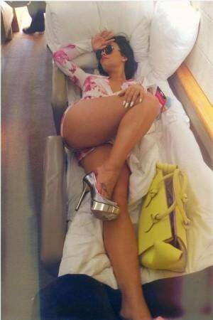 Demi Lovato Porn - Demi Lovato appears naked to promote positive body image - IBTimes India