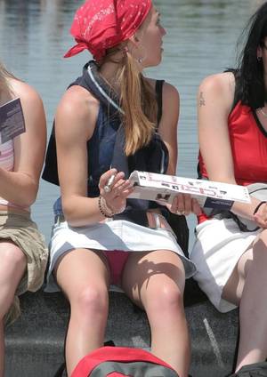 college campus candid upskirt - Voyeur upskirt