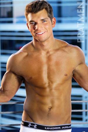 Gay Porn Fratmen Aiden - Aiden from Fratmen Sucks ...