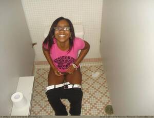 Black Women Pissing Porn - Pic. #Porn #Girl #Pissing #Peeing #Black, 42462B â€“ Pissing/peeing girls  (urination photos)