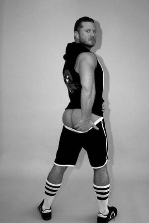 Barebackstar - PORN STAR - Bareback or condoms? (my thoughts and an announcement)