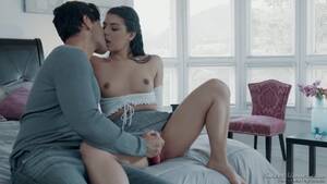 Gina Valentina Babysitter - Gina Valentina The Babysitter | Latin - T66 - XFREEHD