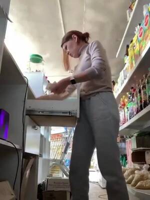 girl masturbating at work - Girl masturbates at work - ThisVid.com