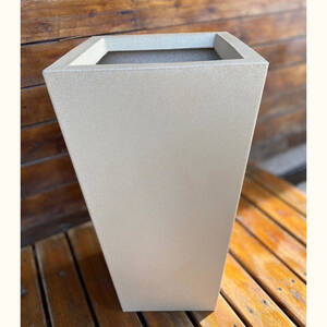 Masha Babko Lesbian Porn - Maceta rotomoldeo MAIDA piramidal lisa - Vivero AgronomÃ­a