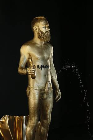 Golden Fountain Porn - Te vas a perder GOLDEN FOUNTAIN en directo? Esta noche en @Oopsbarcelona  #duchamp
