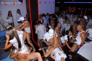 Ffffffm - URL: http://www.youngleafs.com/galleries/orgymax/april-roxyn-devil/