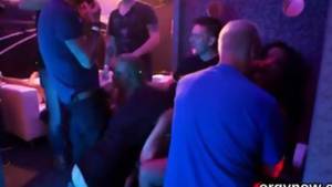 cd orgy - Sultry lookers give head and enjoy banging and sex orgy