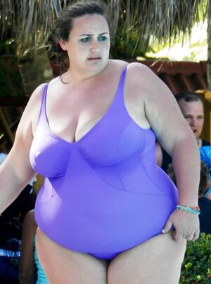 chubby mom bathing suit falling - Chubby Mom Bathing Suit Falling | Sex Pictures Pass