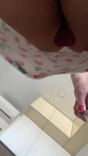 Mom Anal Dildo Walking - Mommy walk with anal plug-JessBince watch online