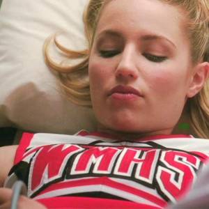 Dianna Agron Cartoon Porn - I have no idea what the context of this photo is, but props to the cheer  leading uniform. Looks like cutie pie is asleep in bed. Quinn Fabray, Dianna  Agron ...