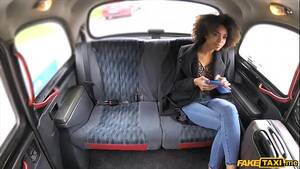 fake taxi ebony - Ebony stunner sucks and rides a big dick in a fake taxi - XVIDEOS.COM