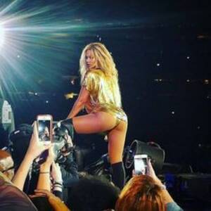 beyonce upskirt pussy panties - BeyoncÃ©'s Butt