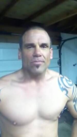 Brink Porn - Anderson Aldrich's dad posted videos of being kicked in the nuts