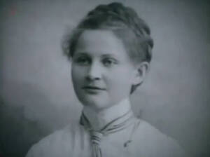 Hitler Lover Porn Star - Hitler's sex secrets from claims he was a porn addict who liked to be  kicked to incestuous affair with niece | The Sun