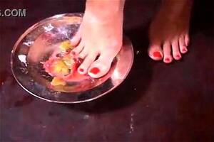 femsub foot worship - Watch HeadMistress Sade VS Goddess Maya - Femsub Foot-Worship - Feet, Food, Fetish  Porn - SpankBang