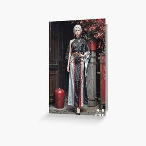 Negro Com Asi%c3%a1tica - Tarjetas de felicitaciÃ³n: Mujer Asi%c3%a1tica Desnuda | Redbubble