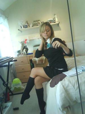 Amateur Uniform Porn - Amateur school uniform porn - At home hottie jpg 736x981