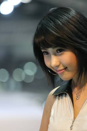 North Korea Women Porn - Gorgeous Korean smile, beautiful hair, perfect skin