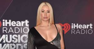2016 Iggy Azalea Nude - Iggy Azalea Addresses Her Nude Photos That Were Leaked