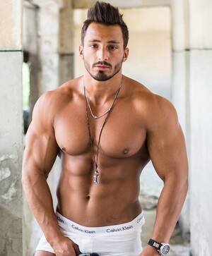 hunk - Ian Hunk: Exclusive Interview with Flirt4Free Cam Boy