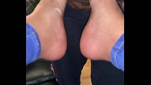 black legs feet - black feet' Search - XNXX.COM