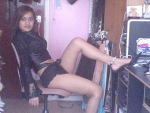 desi nude thighs - Desi sexy thighs (à¤œà¤¾à¤à¤˜)
