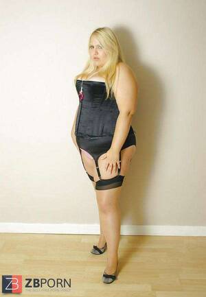 cute plumper elisha jade - Super-Cute elisha jade in dark harness - ZB Porn