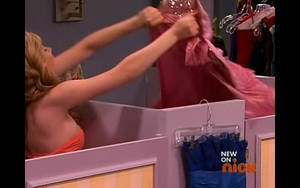 Icarly Porn Accident - courtesy of egotastic.com