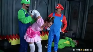 Brooklyn Chase Mario Porn - Slutty Brooklyn Chase gets dominated by Luigi and Mario BDSM - BDSM.one