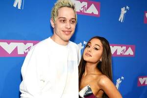 Ariana Grande Has A Pussy - Every Ariana Grande Joke in Pete Davidson's Netflix Special