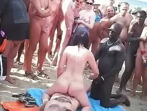 hot beach gang bang - Group Fucking Love Making On The Beach - Gangbang - Sunporno
